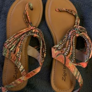 Zigisoho Sandals